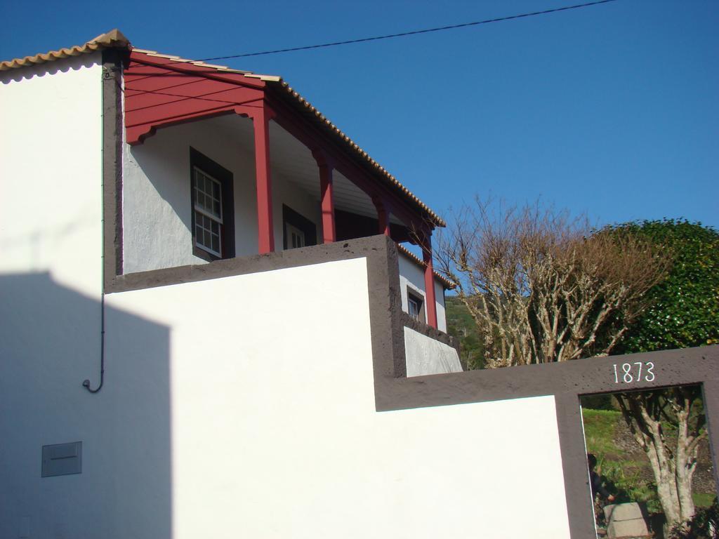 Casa Das Pedras Altas Lajes do Pico Chambre photo